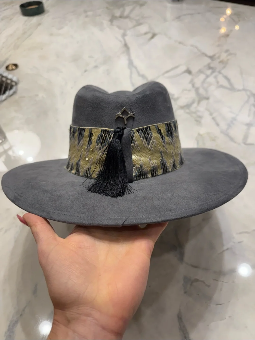 Palo de Yucca Wide-Brim Gray Felt Fedora with Patterned Band